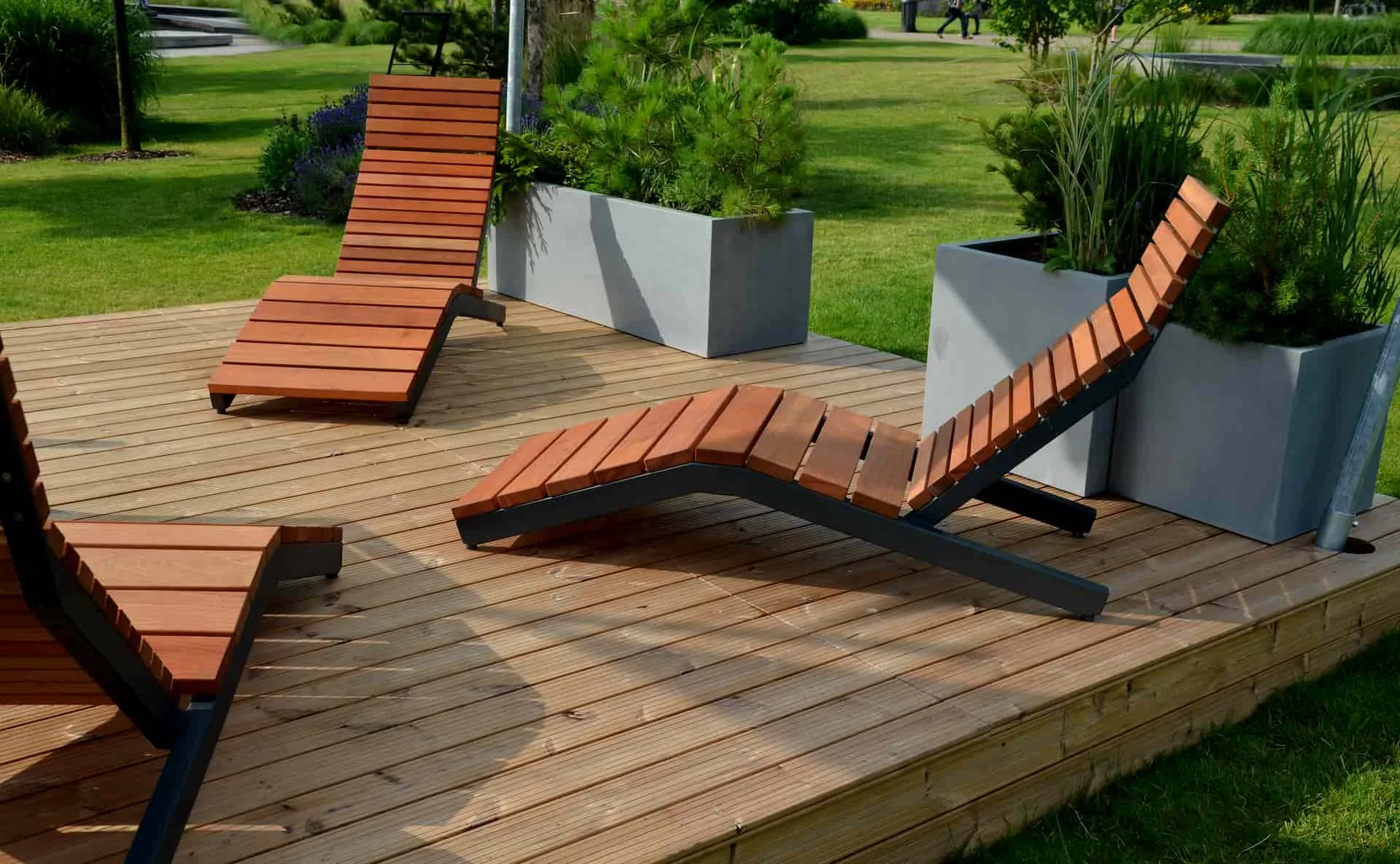 Decking experts near me Kent